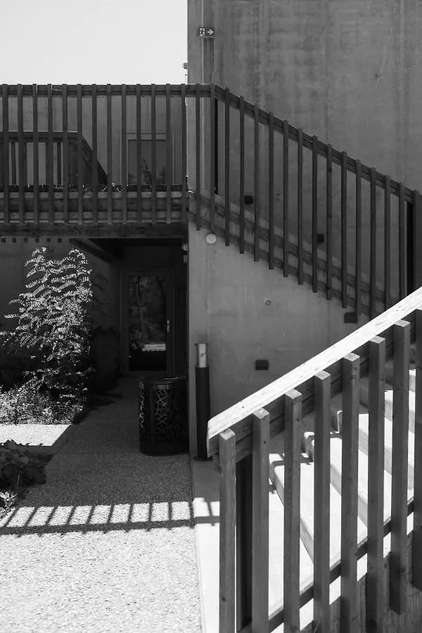 אקס-אן-פרובאנס Thecamp Hotel Eco Lodge- Aix En Provence 3*,  צרפת