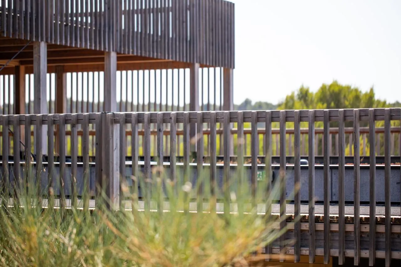 אקס-אן-פרובאנס Thecamp Hotel Eco Lodge- Aix En Provence